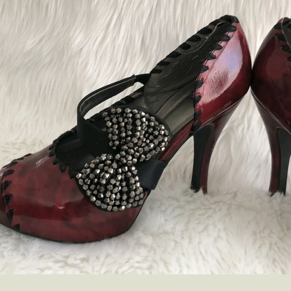 BKE Soles Red Mary Jane Pin Up Pump Size 8.5